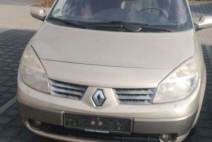 Renault Scenic 180.000 km 980 &euro; Braunschweig 38116