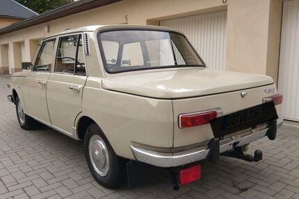 Wartburg 353 9.000 km 12.500 &euro; Dresden 01187