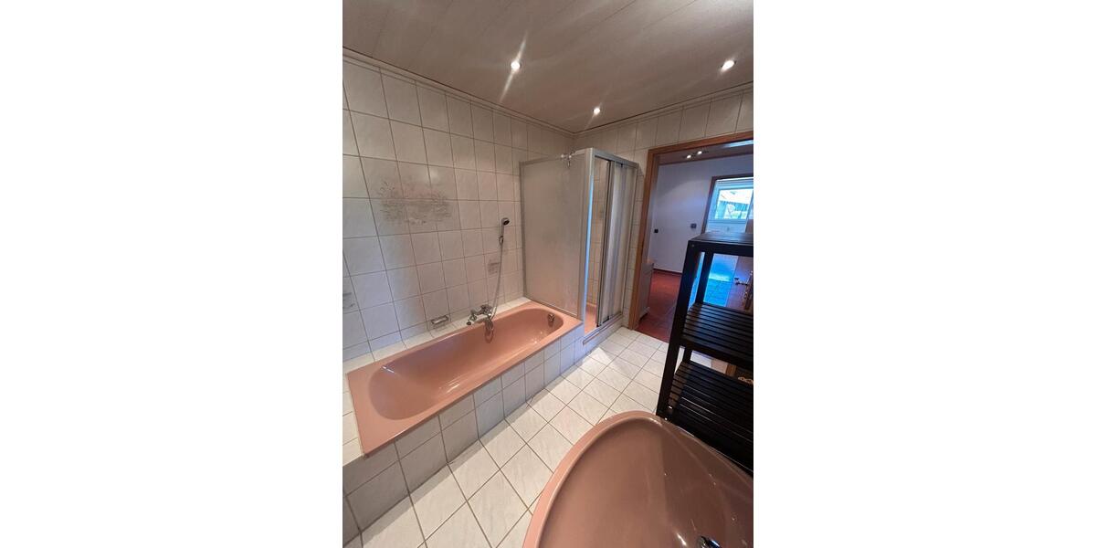 Erdgeschoßwohnung Eggenfelden - 2 Zimmer, 75 m&sup2;, 870&euro; | Angebot:26413699