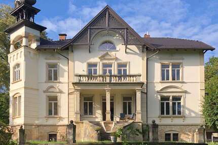 Wohnung Radebeul - 4 Zimmer, 142 m&sup2;, 1.550&euro; | Angebot:26342819
