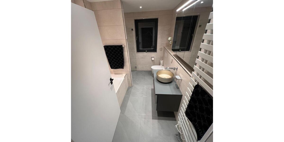 Etagenwohnung Remscheid Remscheid-Süd - 4 Zimmer, 105 m&sup2;, 499.000&euro; | Angebot:25869417