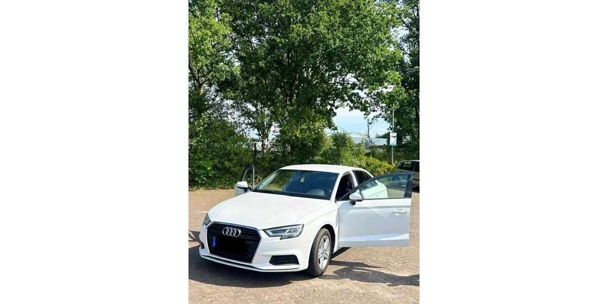 Audi A3 200.000 km 11.500 &euro; Kiel 24148