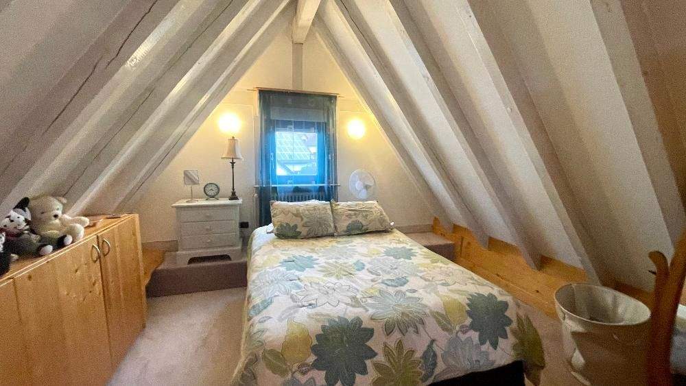 Mehrfamilienhaus, Wohnhaus Steinenbronn - 6 Zimmer, 190 m&sup2;, 2.650&euro; | Angebot:24873613