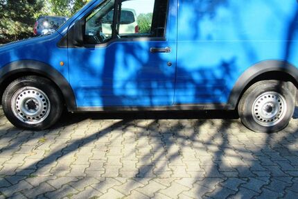 Ford Transit 128.000 km 2.490 € Gröbern bei Meissen 01689