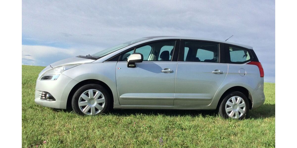 Peugeot 5008 182.000 km 3.500 &euro; Metzingen 72755