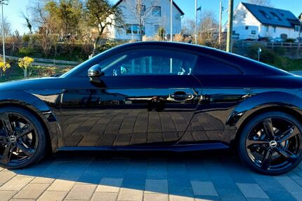 Audi TT 198.850 km 15.000 € Balve 58802