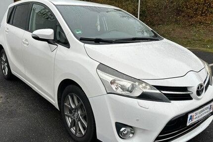 Toyota Verso 215.000 km 5.700 &euro; Würzburg 97076