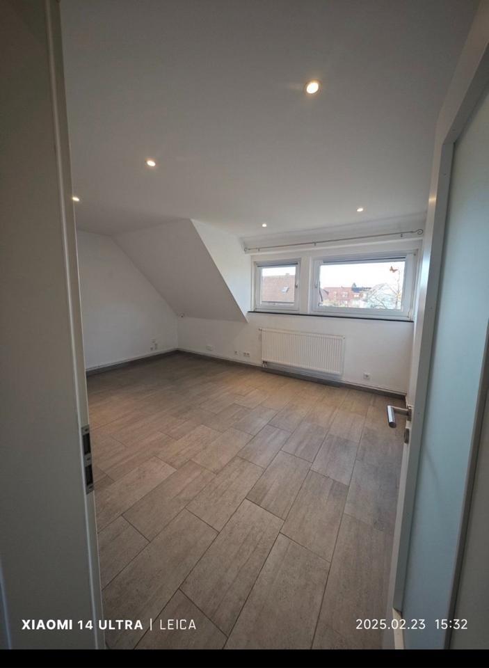 Kernsanierte moderne 3,5 Zimmerwohnung zimmer