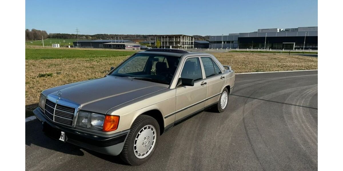 Mercedes-Benz 190 240.000 km 5.800 &euro; Leonberg 71229