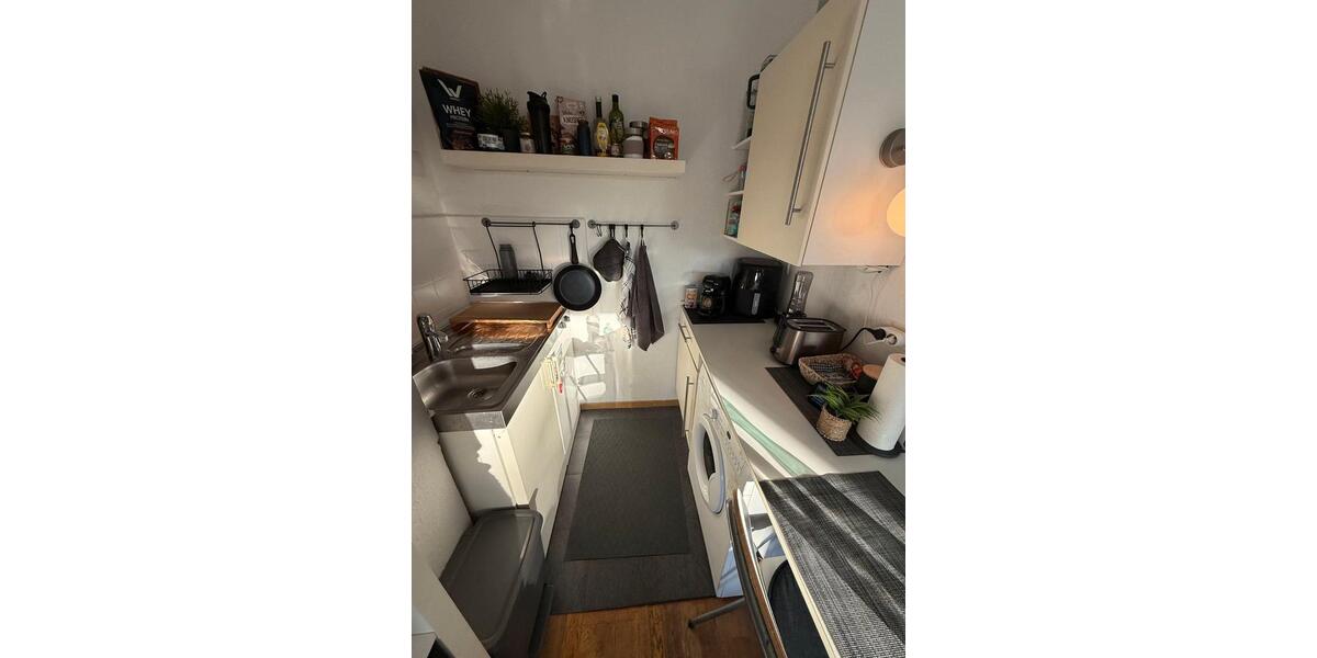 Etagenwohnung Kiel Ravensberg - 1 Zimmer, 39 m&sup2;, 330&euro; | Angebot:26412555