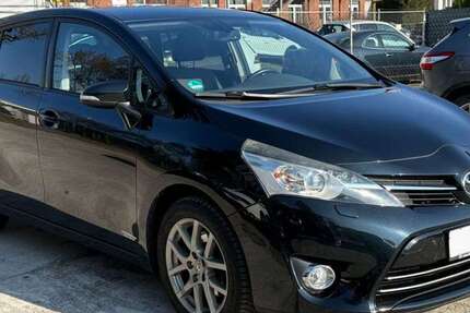 Toyota Verso 165.000 km 7.599 &euro; Frankfurt am Main 60386
