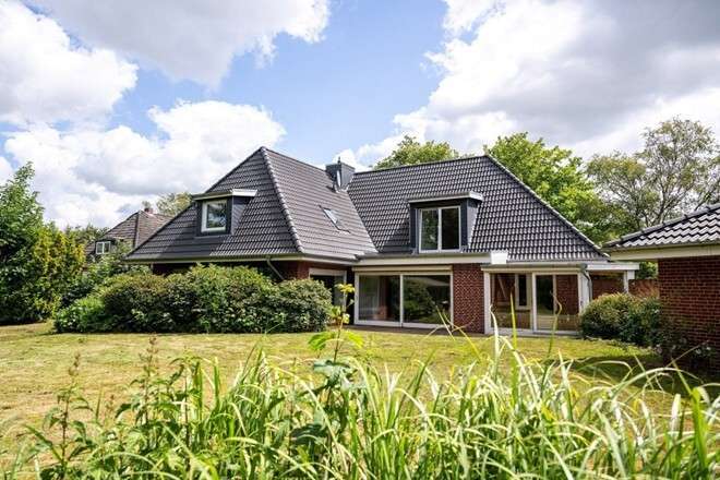 Einfamilienhaus Husum - 6 Zimmer, 250 m&sup2;, 545.000&euro; | Angebot:26105882