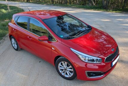 Kia ceed / Ceed 81.700 km 9.400 &euro; Igensdorf 91338