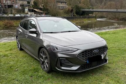 Ford Focus 17.000 km 34.600 &euro; Mechernich 53894