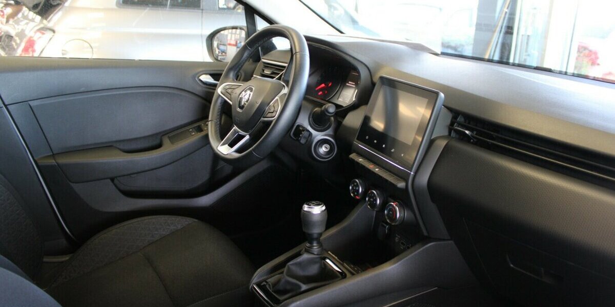 Renault Clio SCe65 EQUILIBRE 22.807 km 12.480 &euro; Euskirchen 53881