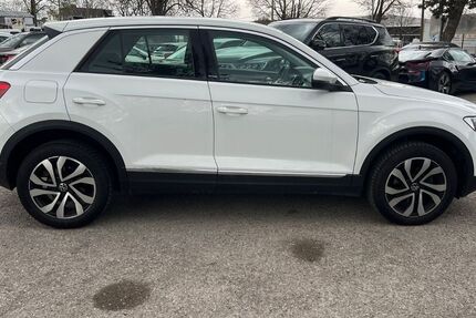 VW T-Roc 108.000 km 19.900 &euro; München 81243