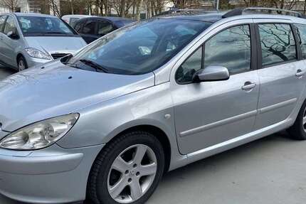 Peugeot 307 215.000 km 999 &euro; München 80809