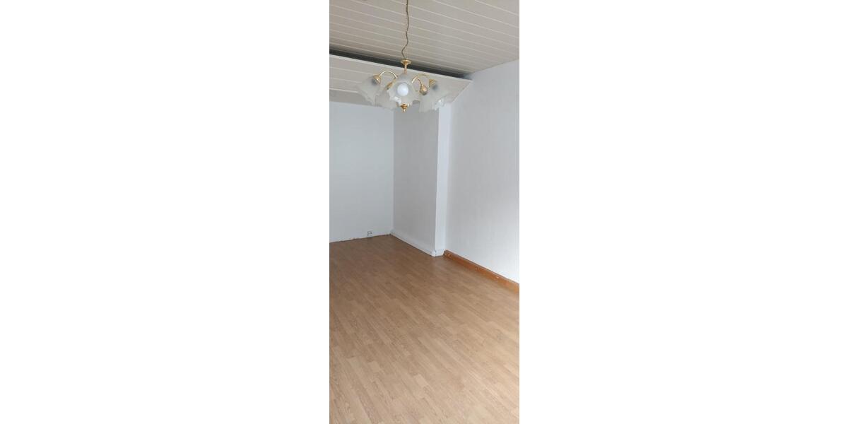Etagenwohnung Alsdorf - 3 Zimmer, 67 m&sup2;, 650&euro; | Angebot:25050185