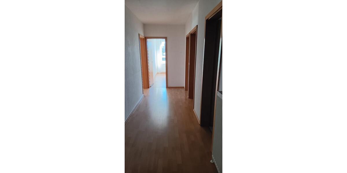 Etagenwohnung Ebersbach-Neugersdorf Neugersdorf - 2.5 Zimmer, 72 m&sup2;, 345&euro; | Angebot:25418645
