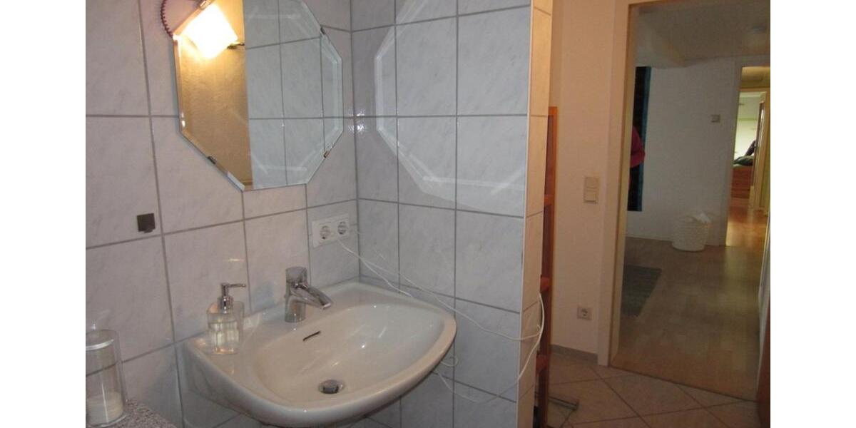 Gemütliche DHH mit 3 ZKB und Stellplatz in Bad Schwalbach-OT 3 zimmer