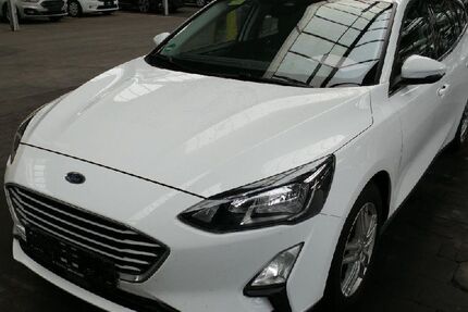 Ford Focus 85.642 km 10.490 &euro; Leipzig 04179