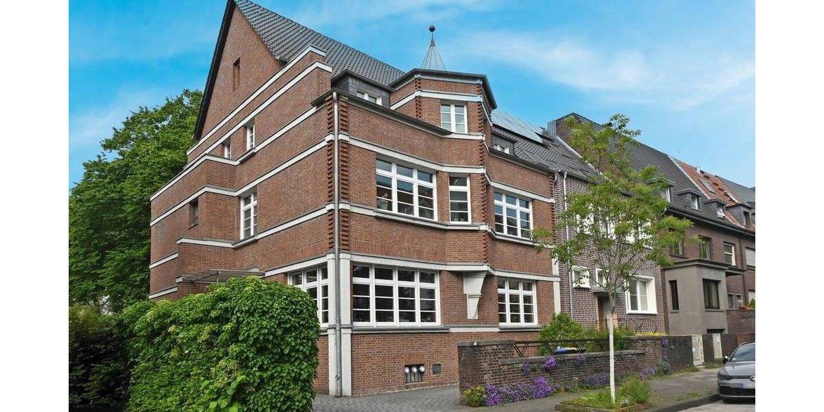 Reihenendhaus Duisburg Duissern - 9 Zimmer, 342 m&sup2;, 1.365.000&euro; | Angebot:26851078
