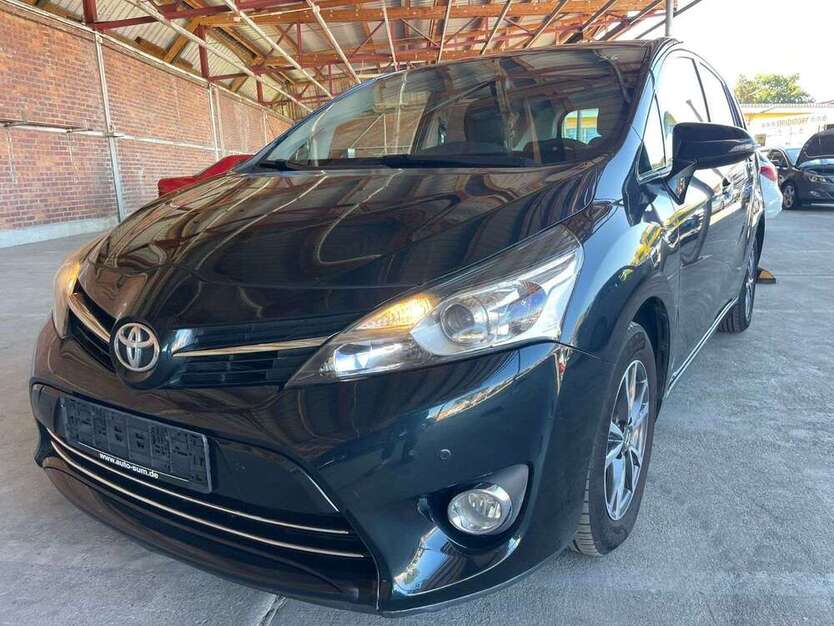 Toyota Verso 137.000 km 8.499 € Herbolzheim 79336