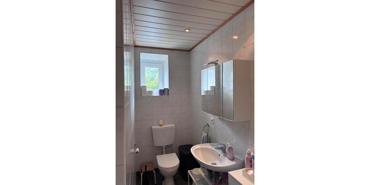 Einfamilienhaus Fuldatal - 7 Zimmer, 200 m&sup2;, 410.000&euro; | Angebot:26855758