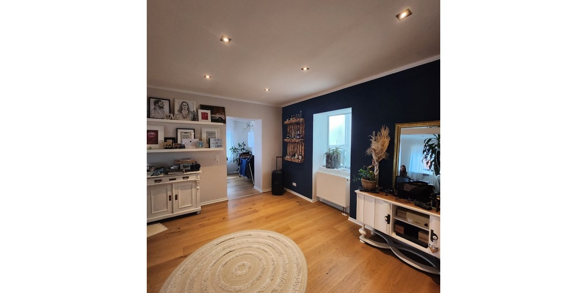 Stilvoll renovierte Doppelhaushälfte aus Sandstein in naturnaher Lage von Kaiserslautern-Morlautern 6 zimmer