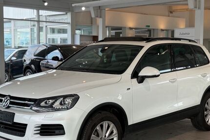 VW Touareg 188.000 km 15.999 &euro; Inden 52459