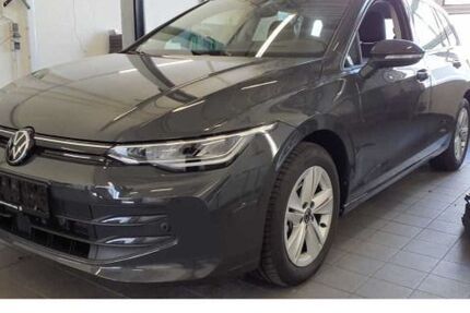 VW Golf 28.793 km 24.930 € Leipzig 04178
