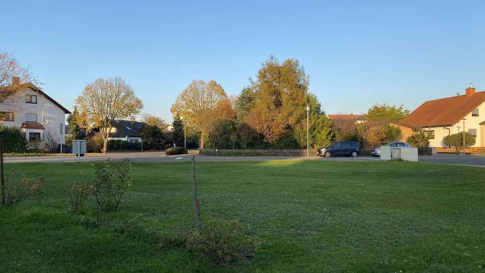 Grundstück zu verkaufen in Karlsdorf-Neuthard 279.990 € 390 m²