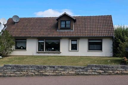 Haus Bad Arolsen - 5 Zimmer, 150 m&sup2;, 340.000&euro; | Angebot:27112574