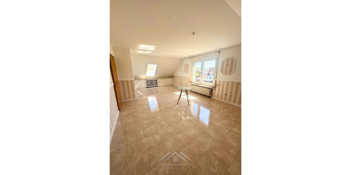 Dachgeschoßwohnung Hessisch Oldendorf - 3 Zimmer, 85 m&sup2;, 750&euro; | Angebot:26591128