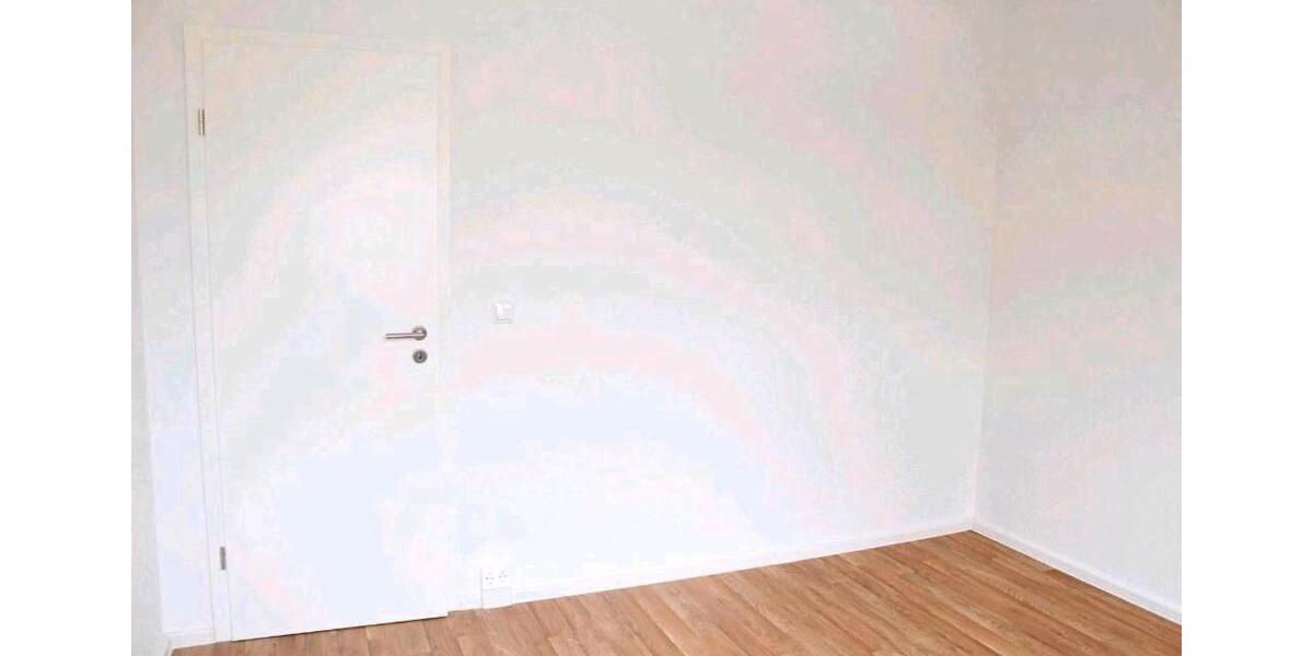 Etagenwohnung Reichenbach im Vogtland - 1 Zimmer, 41 m&sup2;, 172&euro; | Angebot:26305386