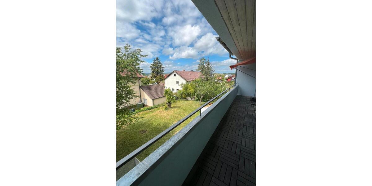 Etagenwohnung Münsingen - 4 Zimmer, 90 m&sup2;, 960&euro; | Angebot:26063408