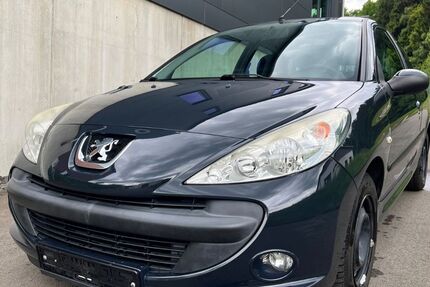 Peugeot 206 108.000 km 3.800 &euro; Wilnsdorf 57234