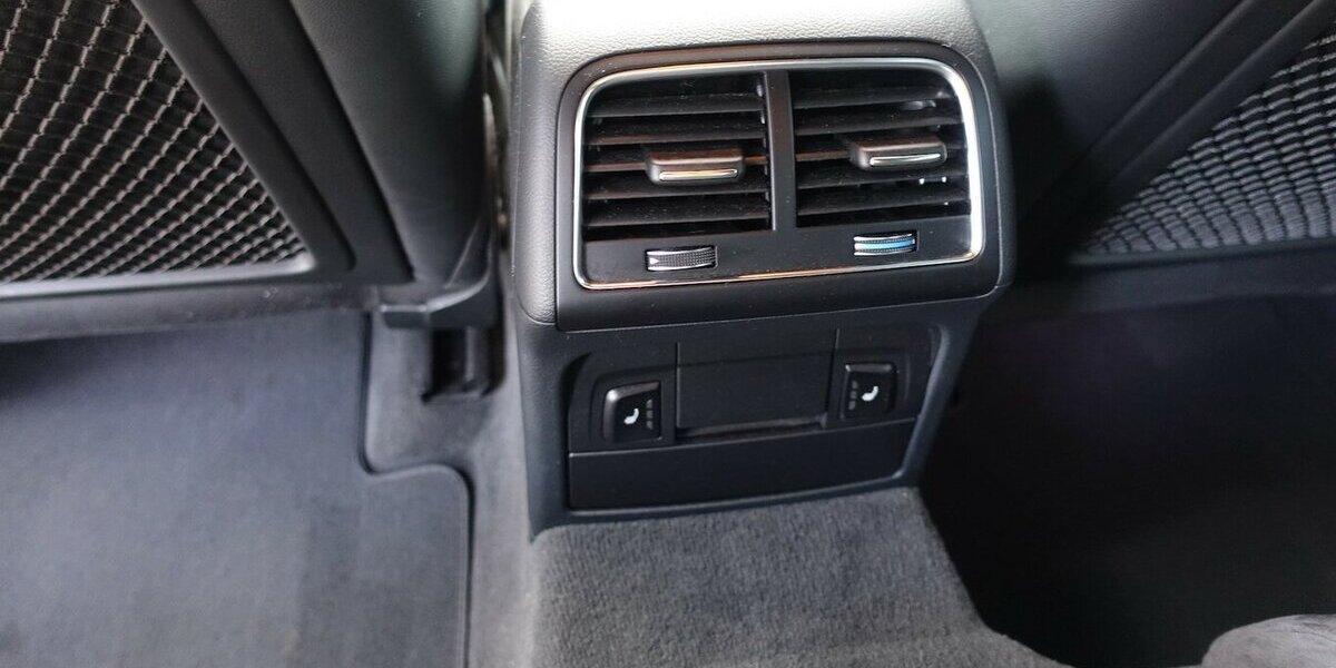 Audi A5 3.0 TDI quattro Bi-Xenon Standh. PDC Kamera S-L 146.000 km 17.950 &euro; Neumarkt/OPf 92318