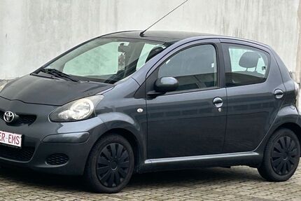 Toyota Aygo (X) 184.000 km 2.325 &euro; Bremen 28201