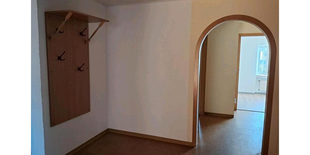 Dachgeschoßwohnung Steffenberg - 4 Zimmer, 100 m&sup2;, 880&euro; | Angebot:26311660
