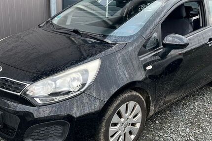 Kia Rio 220.400 km 3.390 &euro; Weiden 92637