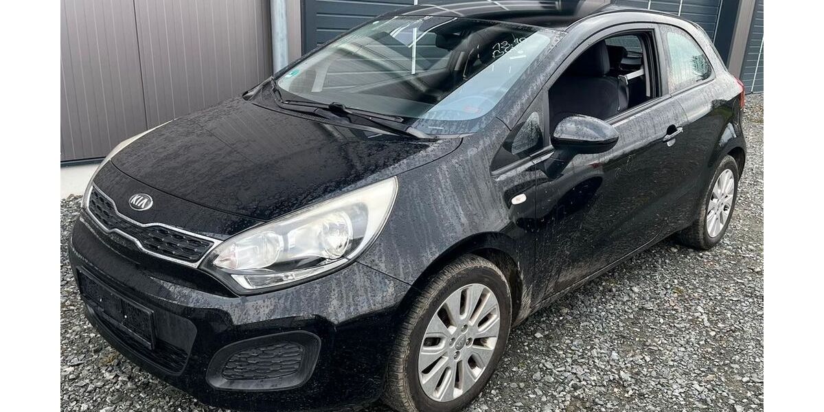 Kia Rio 220.400 km 3.390 &euro; Weiden 92637