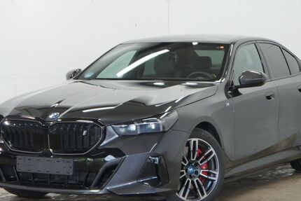 BMW i5 21.743 km 67.885 € Saalfeld 07318