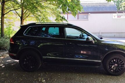VW Touareg 132.000 km 26.499 € Backnang 71522
