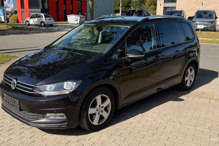 VW Touran 206.000 km 8.990 &euro; Schleswig 24837