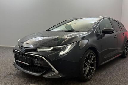 Toyota Corolla 49.500 km 28.699 &euro; Reutlingen / Mittelstadt 72766