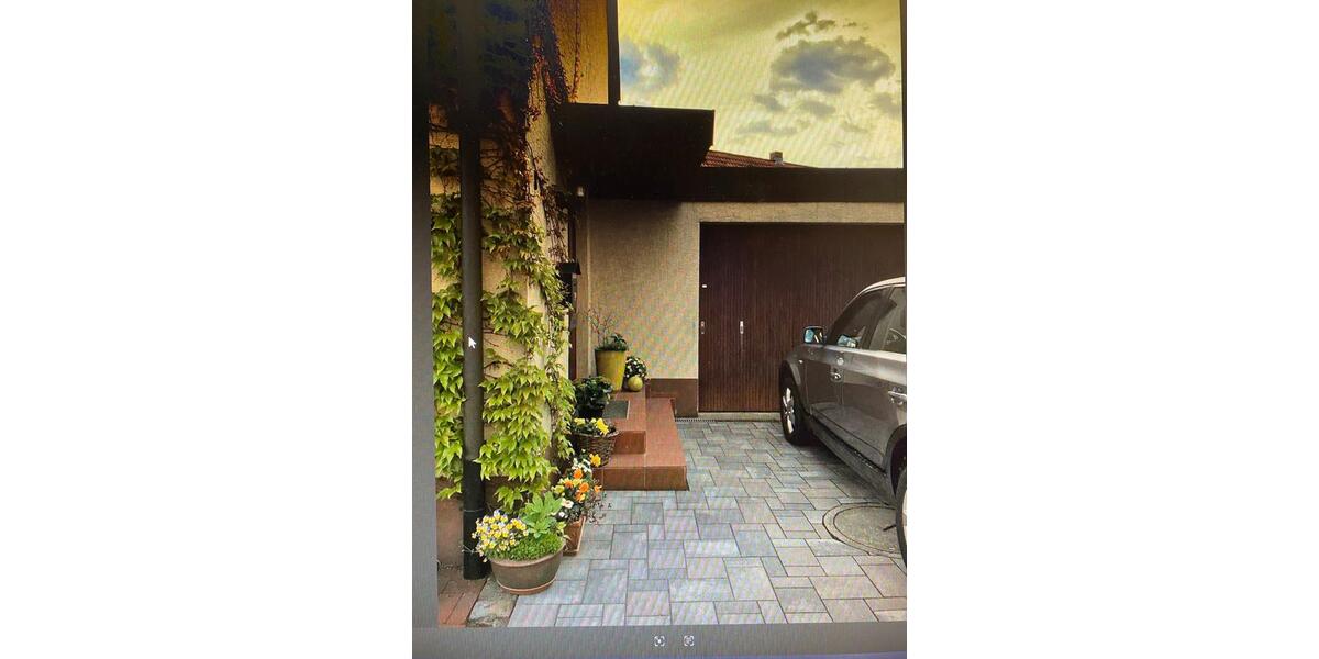 Einfamilienhaus Feucht - 5 Zimmer, 180 m&sup2;, 650.000&euro; | Angebot:27023819