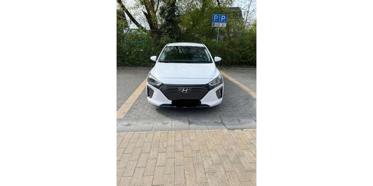 Hyundai IONIQ 123.000 km 12.700 &euro; Berlin, Stadt 13055
