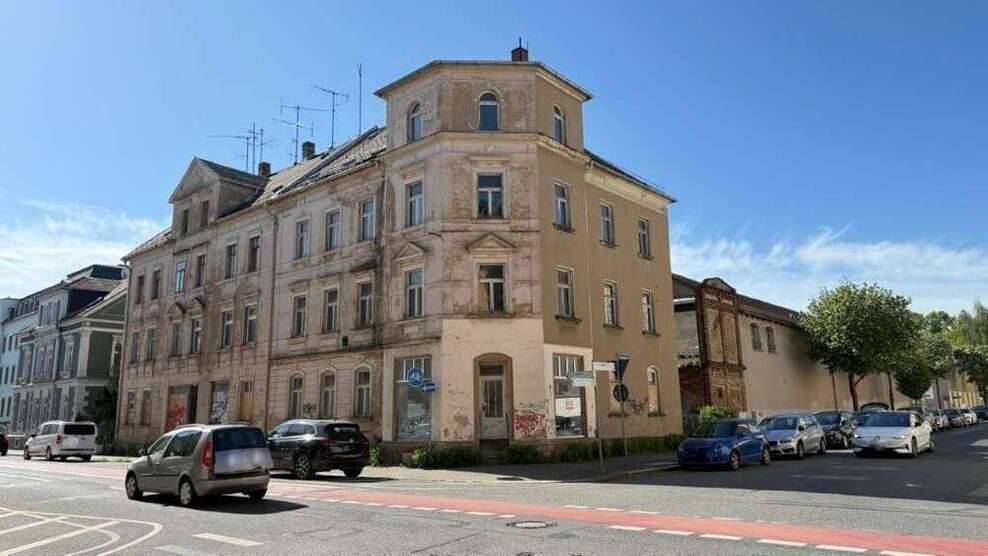 Haus zum Kaufen in Döbeln 20.000 € 200 m²