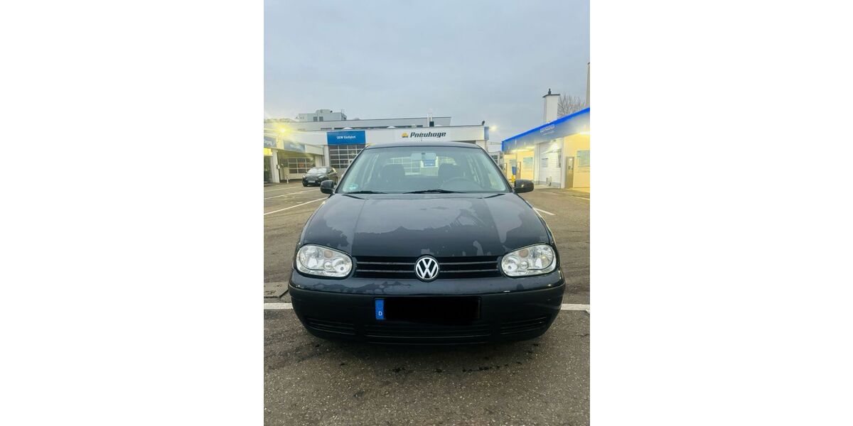 VW Golf 127.000 km 2.800 &euro; Karlsruhe 76137